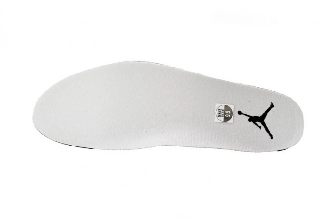 Moments WMNS AQ9129-001 4 Air Jordan Frozen 1023